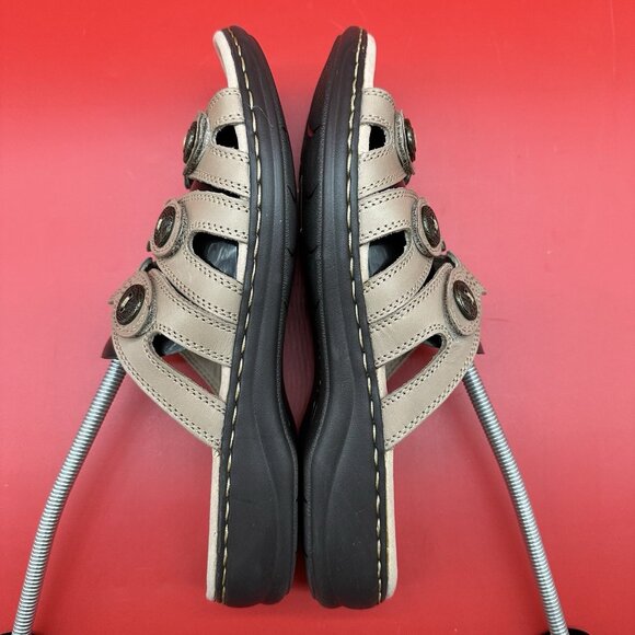 Clarks Leisa Grace Beige Sand Leather Slide Comfort Casual Sandals Size 11M NWT - Picture 8 of 11